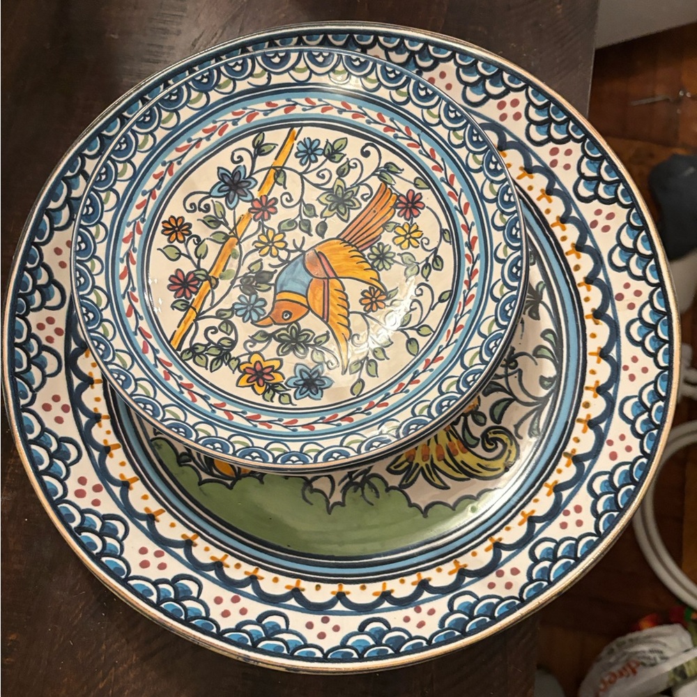 Williams Sonoma Jardim large pasta serving bowl with 2 pasta bowls